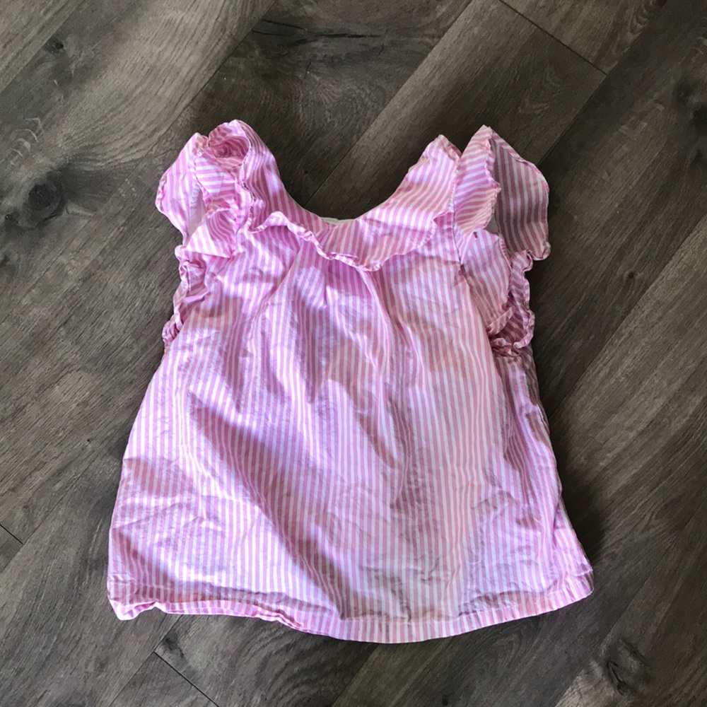 💜4/$10 3/$8 Ruffle stripe pink top